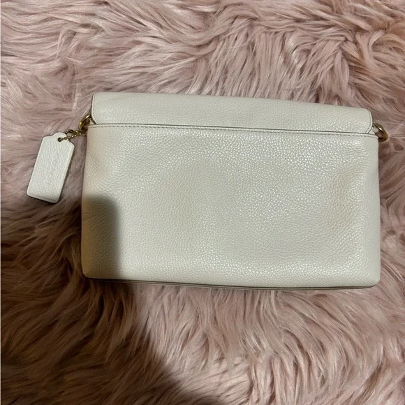 Coach turn lock purse - Picture 4 of 6